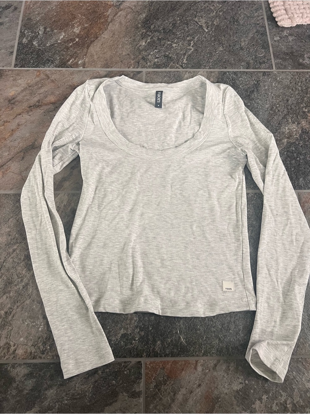 Vuori Light Gray Long Sleeve Scoop Neck Tee